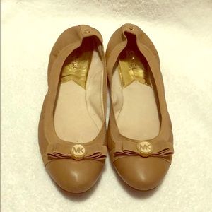Michael kors flats